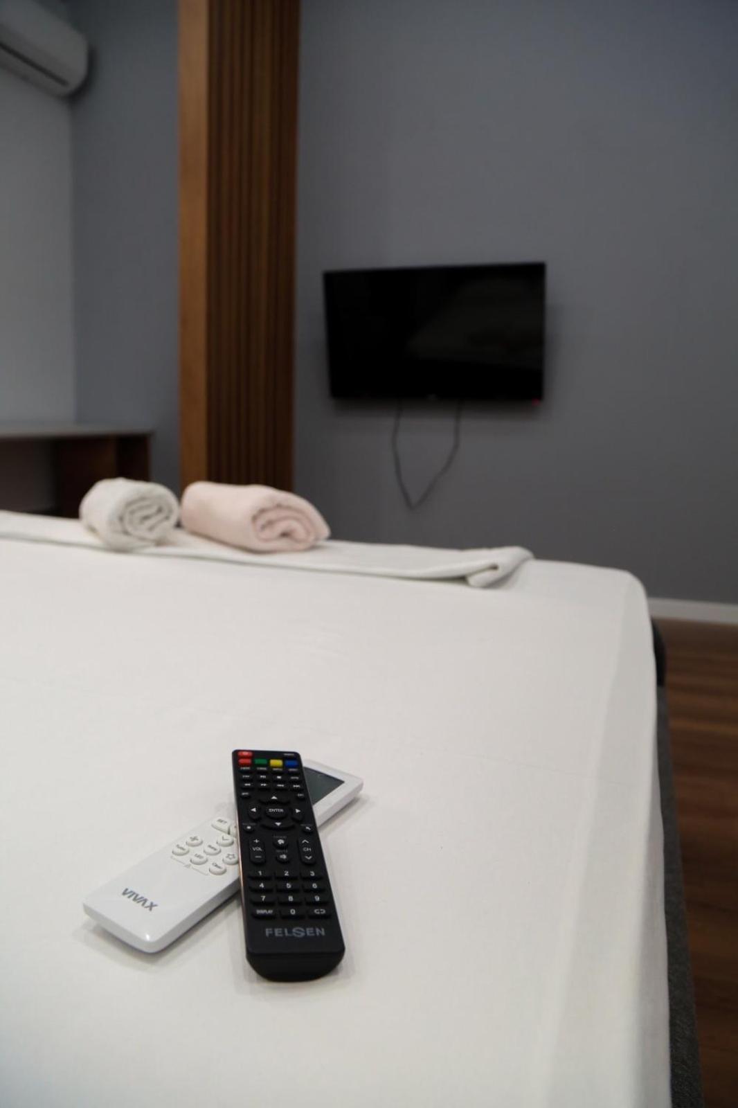 Be Solei Studio Apartments Sol 2 تيرانا المظهر الخارجي الصورة